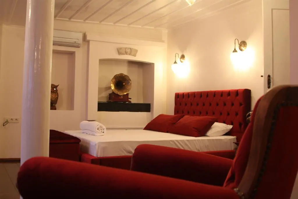 Lusin Hotel Ayvalik