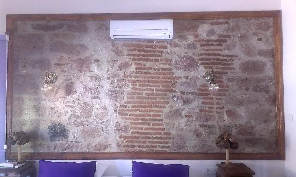 Lusin Hotel Ayvalik 2*,